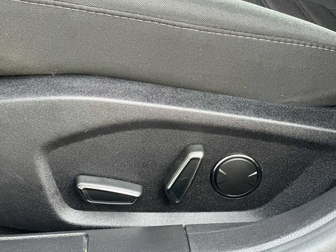 Used 2019 Ford Fusion SE image 14