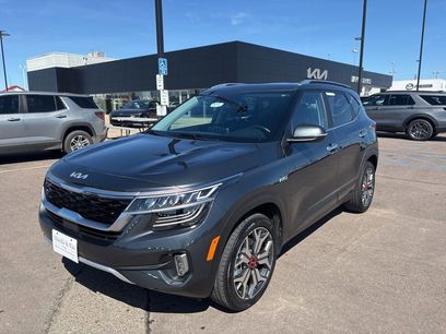 Used 2023 Kia Seltos SX w/ SX Sunroof Package