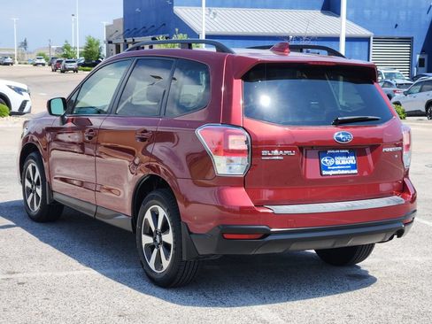 Used 2018 Subaru Forester 2.5i Premium AWD/4WD image 4