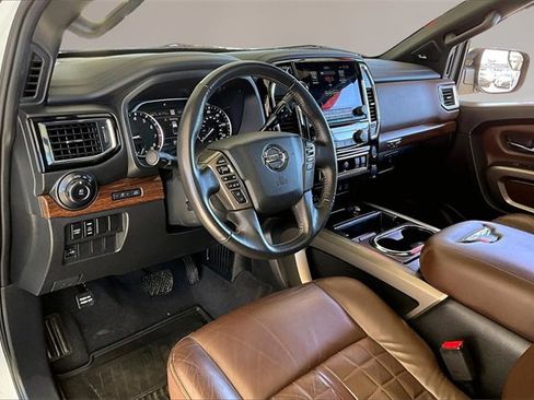 Used 2022 Nissan Titan Platinum Reserve w/ Moonroof Package image 14