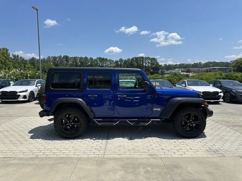 Used 2019 Jeep Wrangler Unlimited Sport AWD/4WD image 12