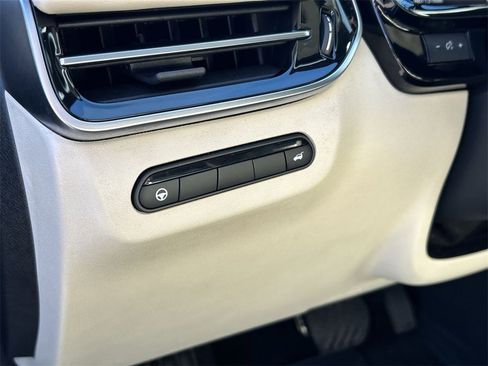 Certified 2023 INFINITI QX60 Luxe w/ Cargo Package image 17