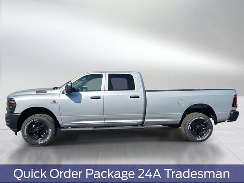 New 2026 RAM 2500 Tradesman AWD/4WD image 3