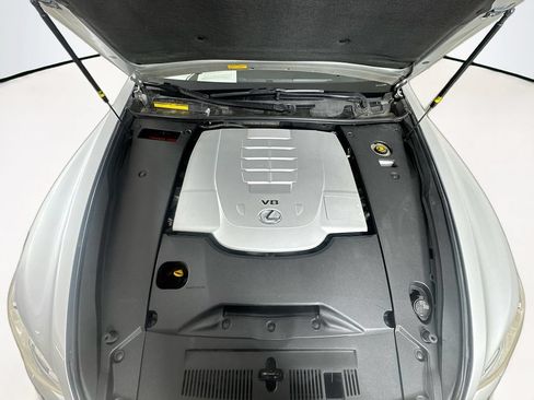 Used 2014 Lexus LS 460 w/ Comfort Package RWD image 26