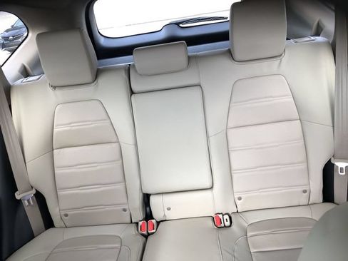 Certified 2019 Honda CR-V Touring image 32