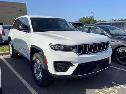 Used 2025 Jeep Grand Cherokee Laredo w/ Luxury Tech Group I
