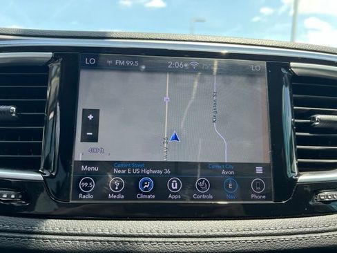 Used 2018 Chrysler Pacifica Limited FWD image 20