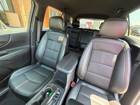 Used 2024 Chevrolet Equinox Premier AWD/4WD image 15