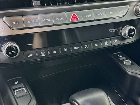 Used 2025 Kia Telluride S AWD/4WD image 24