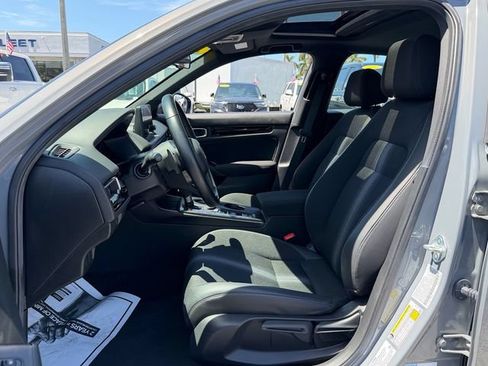 Used 2025 Honda Civic Sport image 9