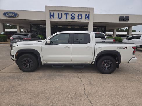 Used 2025 Nissan Frontier Pro-X w/ Tow Package RWD image 1