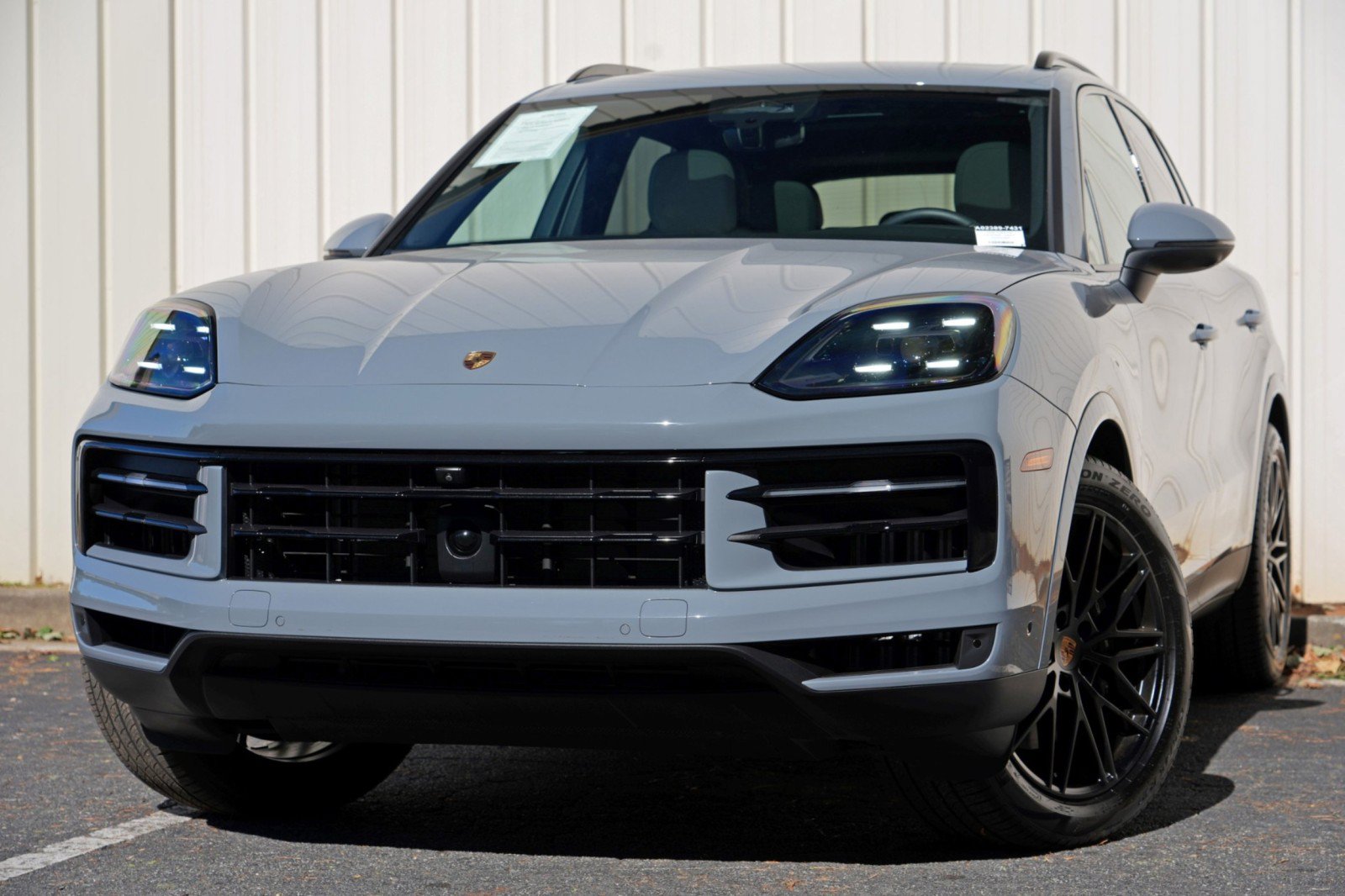 Used 2026 Porsche Cayenne AWD/4WD image 3