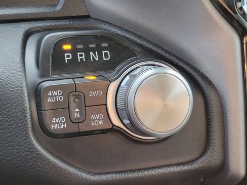 Used 2022 RAM 1500 Laramie AWD/4WD image 19