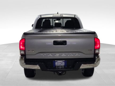 Used 2019 Toyota Tacoma SR5 image 18