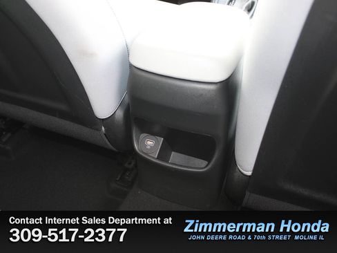Used 2023 Hyundai Kona SEL w/ Cargo Package FWD image 9