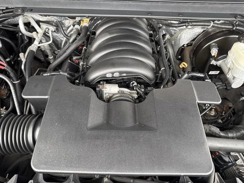 Used 2017 GMC Yukon Denali image 16