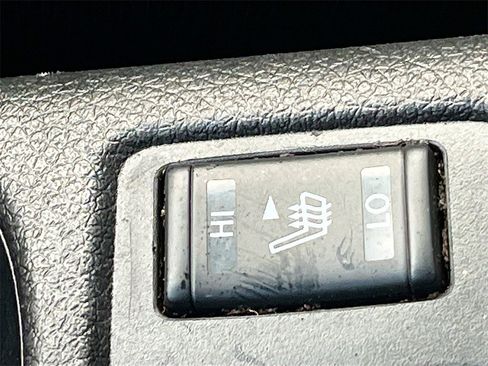 Used 2022 Nissan Rogue Sport SL image 21