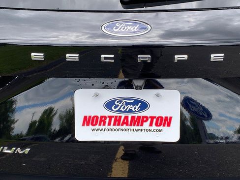 Certified 2025 Ford Escape Platinum AWD/4WD image 10