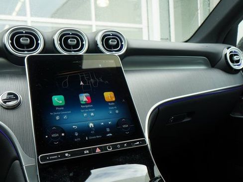 New 2026 Mercedes-Benz GLC 300 image 19