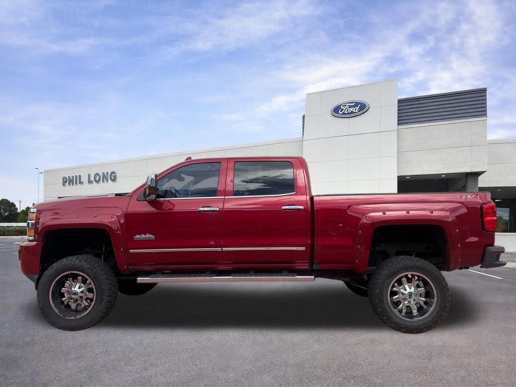 Used 2018 Chevrolet Silverado 2500 High Country w/ Duramax Plus Package AWD/4WD image 4