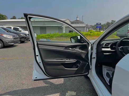 Used 2020 Honda Civic EX-L image 11
