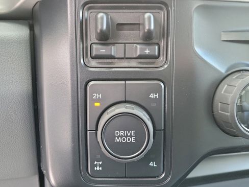 New 2026 Ford F350 XLT w/ XLT Premium Package image 37