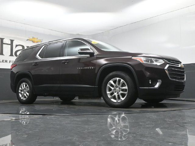 Used 2020 Chevrolet Traverse LT FWD image 2