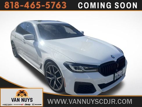 Used 2022 BMW 540i w/ M Sport Package image 1