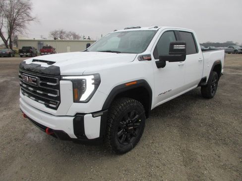 New 2026 GMC Sierra 3500 AT4 AWD/4WD image 10