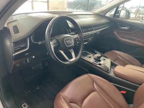Used 2019 Audi Q7 3.0T Prestige w/ Prestige Package image 18