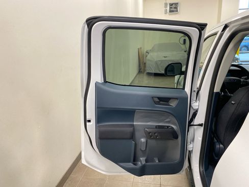 New 2026 Ford Maverick XL image 8