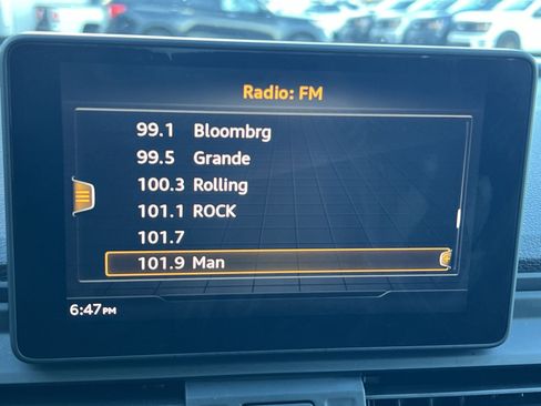 Used 2020 Audi Q5 2.0T Premium w/ Convenience Package image 20