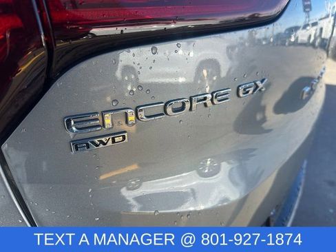 Used 2024 Buick Encore GX Sport Touring image 11