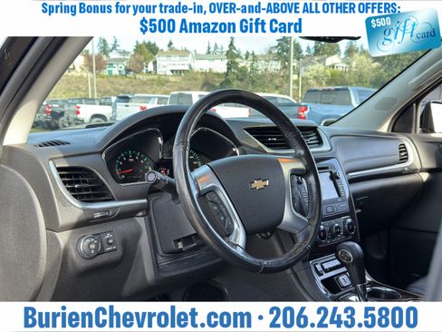 Used 2017 Chevrolet Traverse Premier image 12