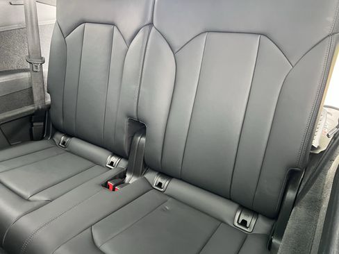 Certified 2023 Audi SQ7 Prestige AWD/4WD image 33