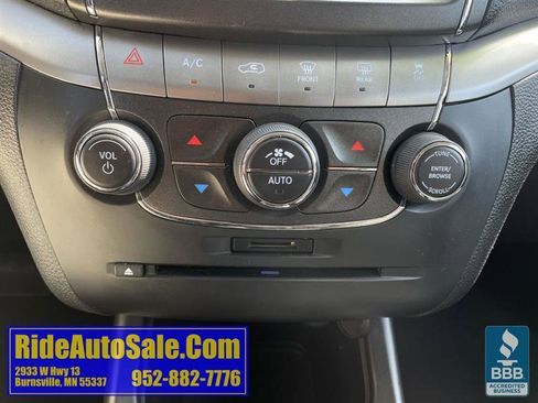 Used 2015 Dodge Journey Crossroad w/ Driver Convenience Group FWD image 36