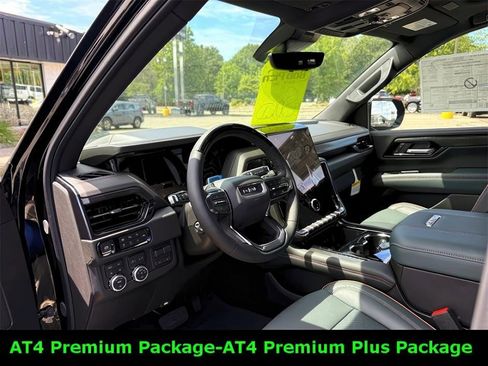 New 2025 GMC Yukon XL AT4 w/ AT4 Premium Plus Package image 19