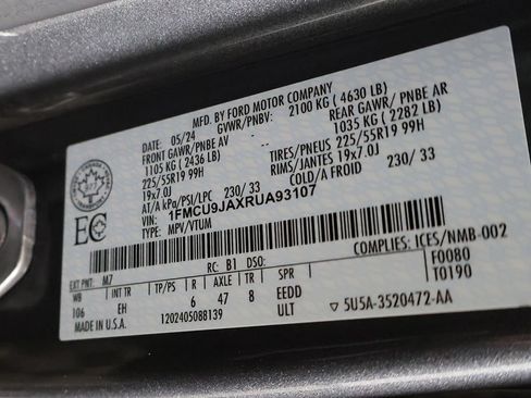 Used 2024 Ford Escape Platinum AWD/4WD image 50