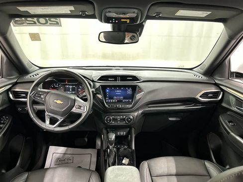 Certified 2023 Chevrolet TrailBlazer ACTIV w/ Convenience Package AWD/4WD image 18