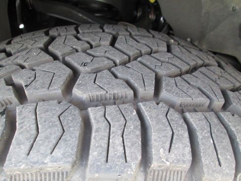 Used 2022 Ford F150 XLT w/ Equipment Group 302A High image 12