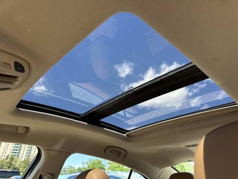 Used 2014 Buick LaCrosse Leather w/ Driver Confidence Package FWD image 21