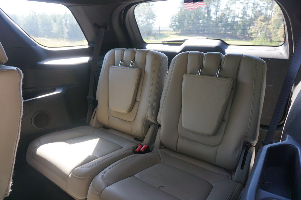 Used 2013 Ford Explorer XLT FWD image 16