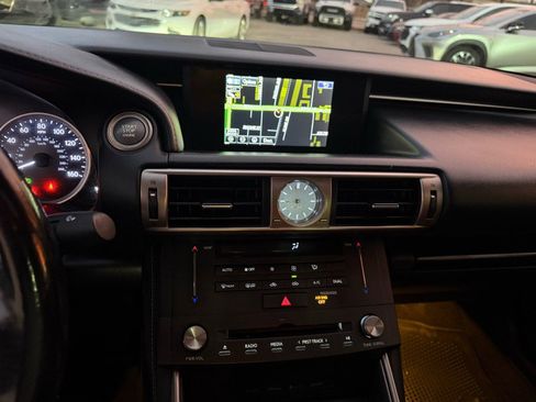 Used 2015 Lexus IS 250 w/ Navigation System Package image 11