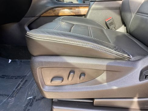 Used 2016 GMC Yukon Denali w/ Open Road Package image 16