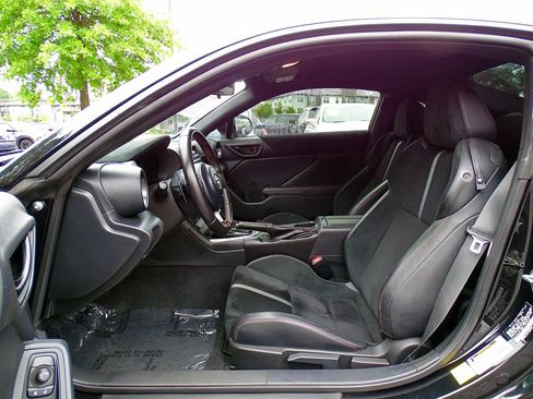 Used 2023 Toyota GR86 Premium w/ ALL Weather Mat Package (TMS) RWD image 19