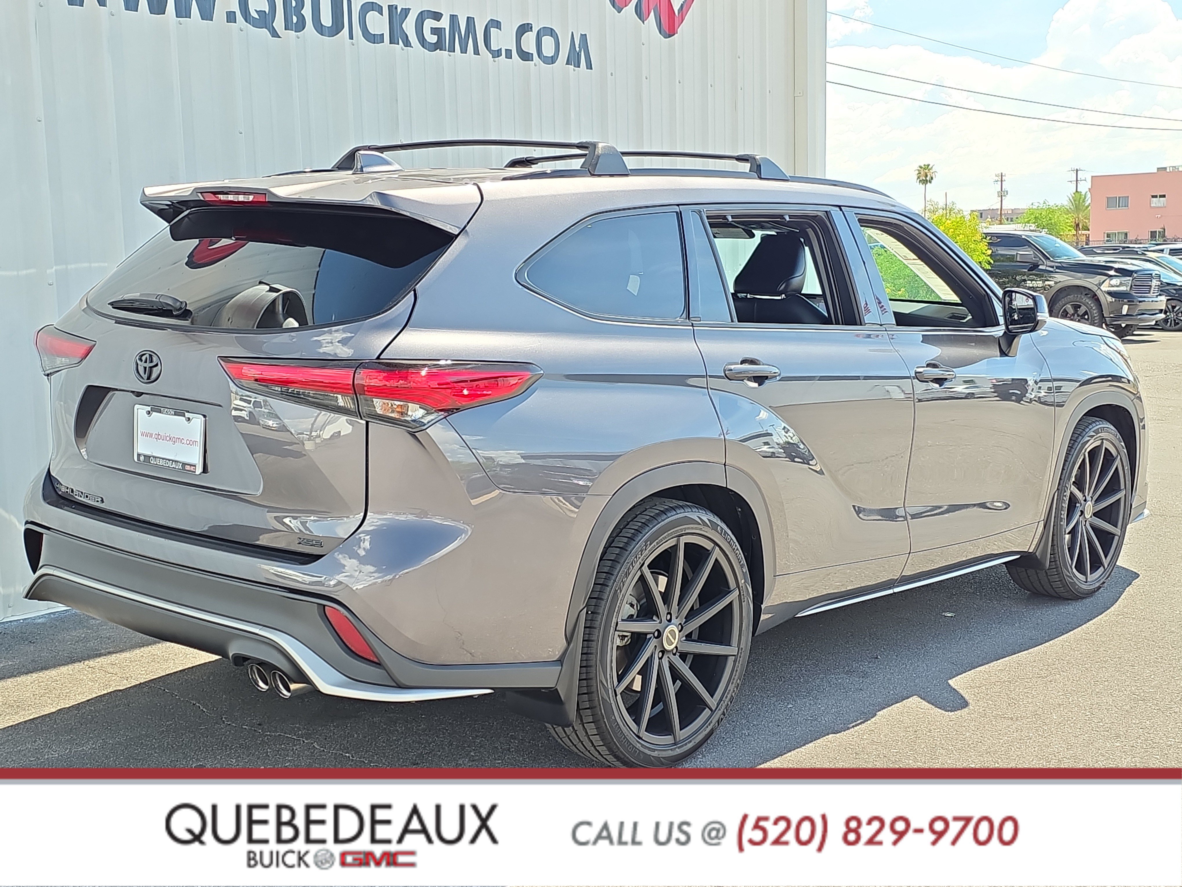 Used 2021 Toyota Highlander XSE FWD image 7