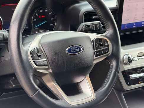 Certified 2022 Ford Explorer XLT w/ Equipment Group 202A image 23