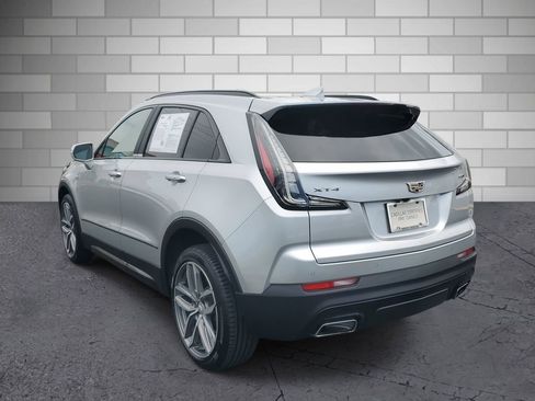 Used 2020 Cadillac XT4 Sport image 3