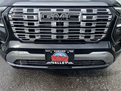 New 2026 GMC Terrain Denali w/ LPO, Black Badging Package image 31