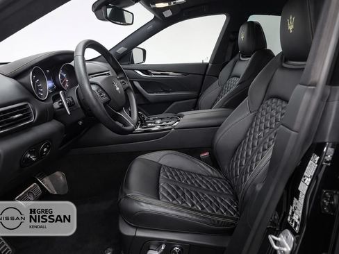 Used 2023 Maserati Levante Modena AWD/4WD image 6